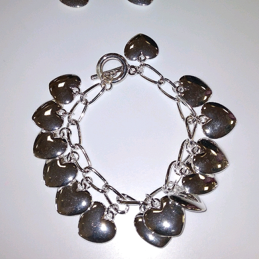 Heart and earring bracelet